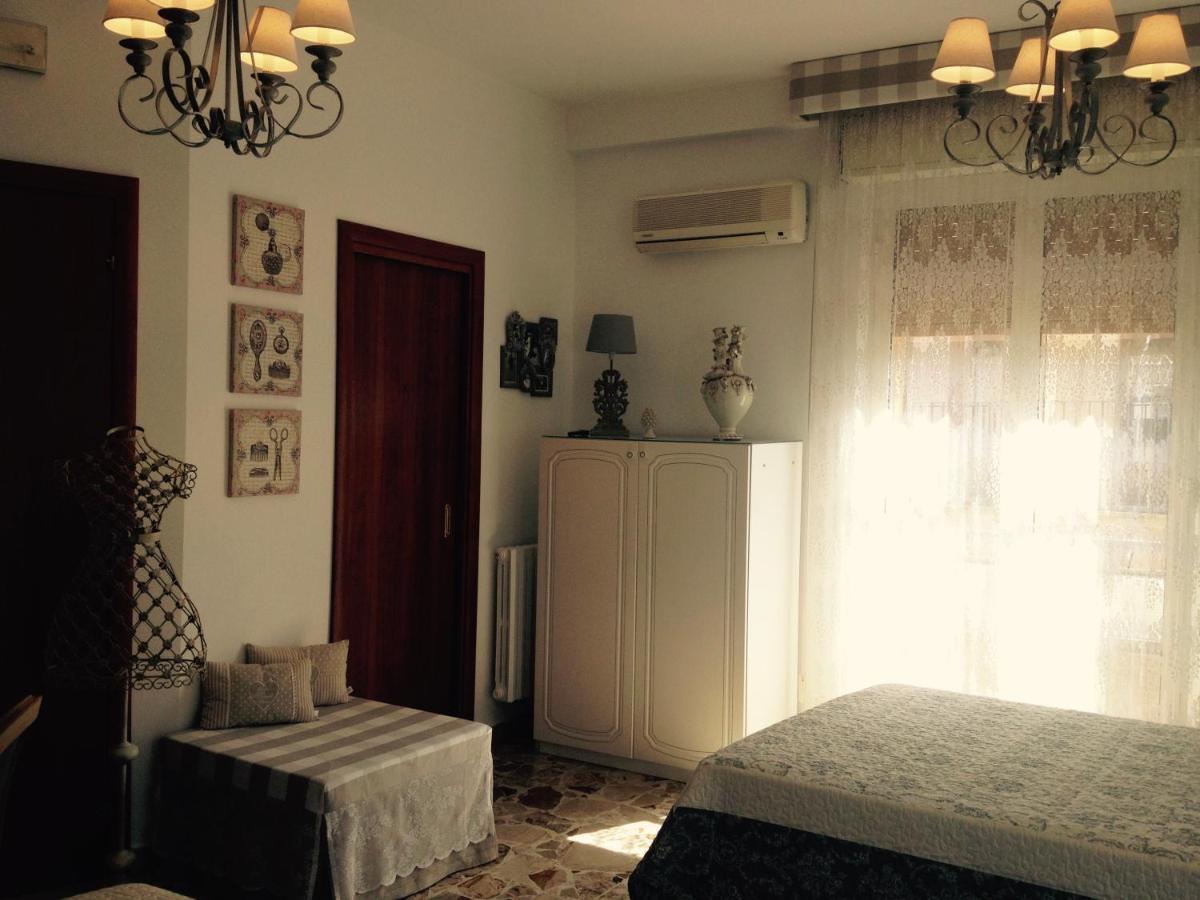 Bed and Breakfast Il Piccolo Attico Caltagirone Exterior foto