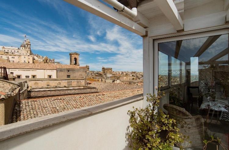 Bed and Breakfast Il Piccolo Attico Caltagirone Exterior foto
