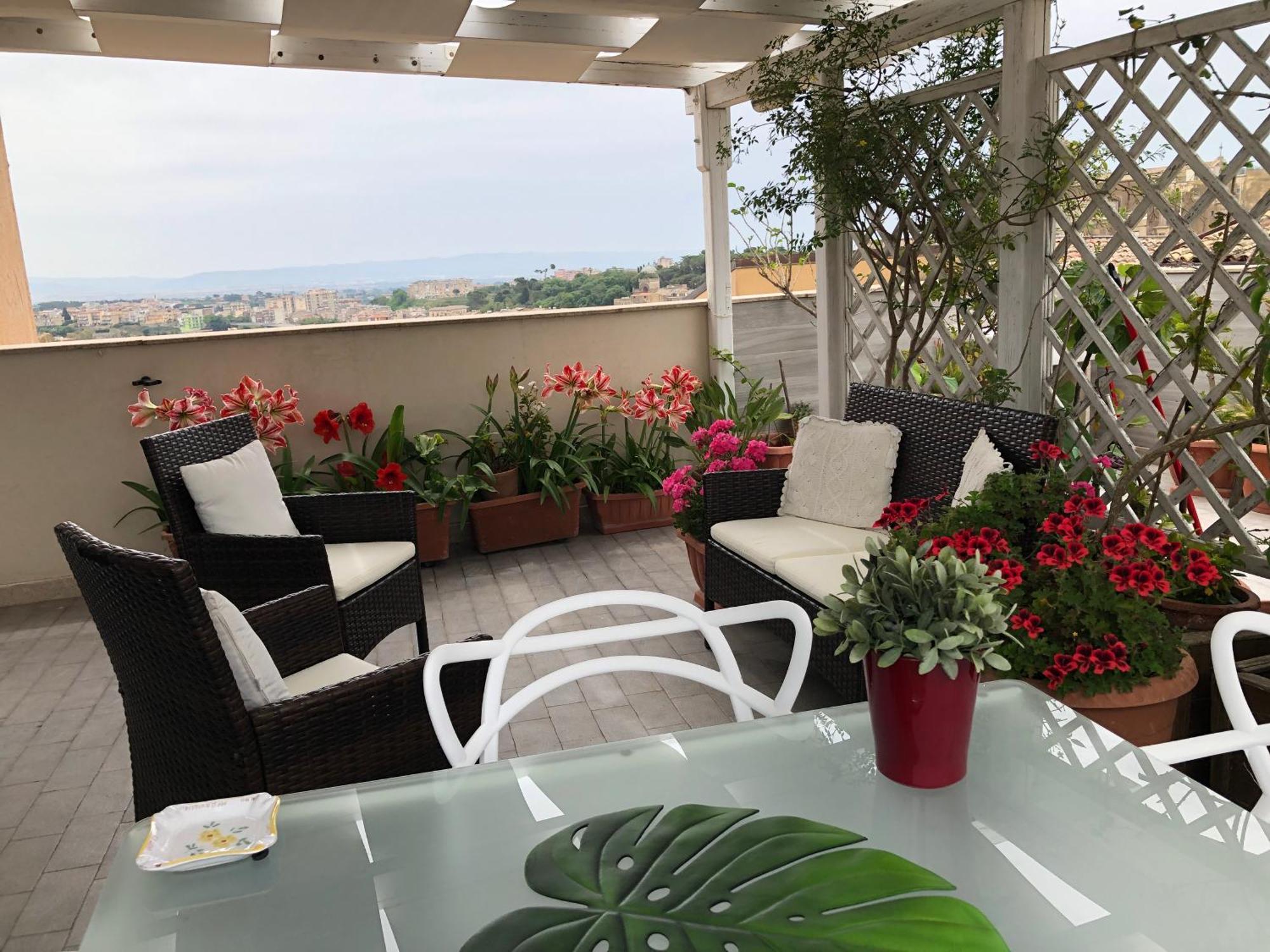 Bed and Breakfast Il Piccolo Attico Caltagirone Exterior foto