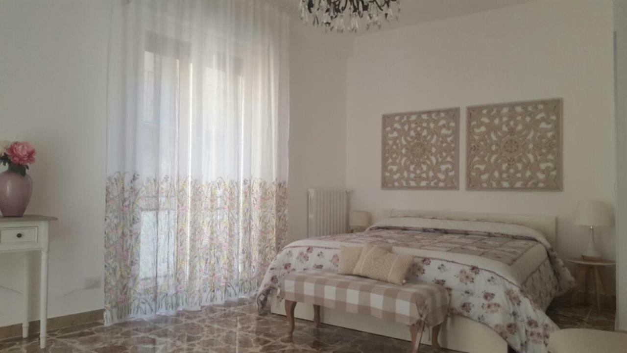Bed and Breakfast Il Piccolo Attico Caltagirone Exterior foto