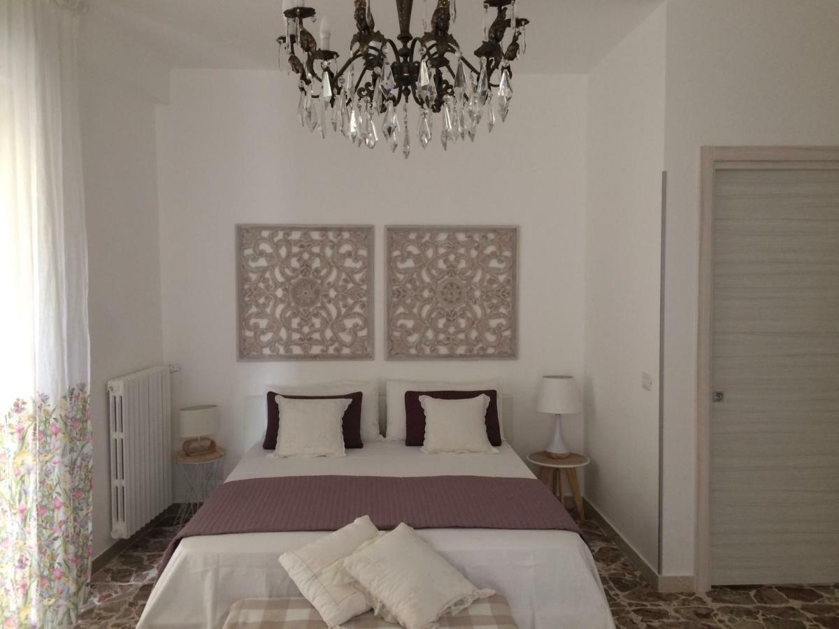 Bed and Breakfast Il Piccolo Attico Caltagirone Exterior foto